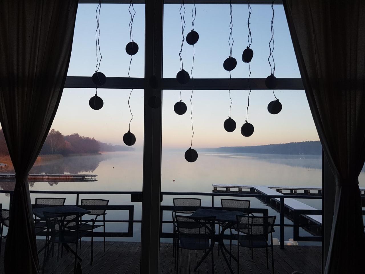 Kaskada Hotel พอซนาน ภายนอก รูปภาพ
